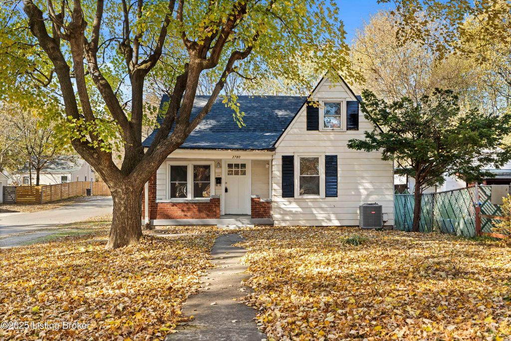 Photo of 3780 Wheeler Ave, Louisville, KY 40215 (MLS # 1703341)