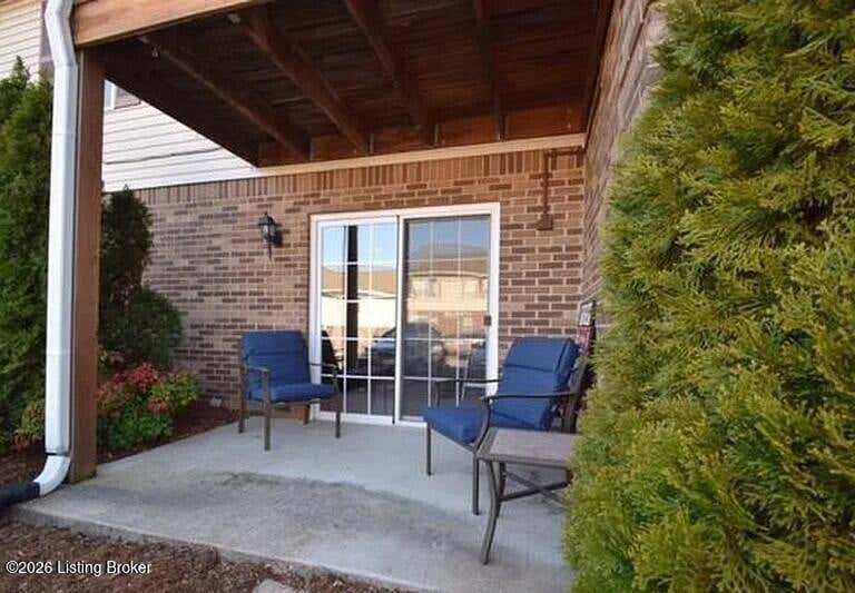 Photo of 11913 N Tazwell Dr #APT 1, Louisville, KY 40245 (MLS # 1724715)