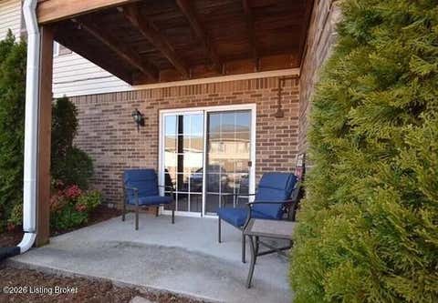 Condo For Rent - 11913 N Tazwell Dr #APT 1<br/> Jefferson County, Louisville, KY 40245