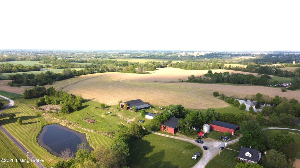 Photo of 2335 Antioch Rd, Shelbyville, KY 40065 (MLS # 1716194)