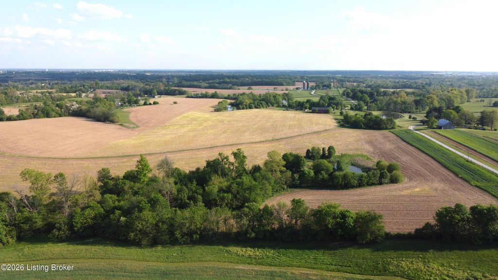 Photo of 2335 Antioch Rd, Shelbyville, KY 40065 (MLS # 1716194)