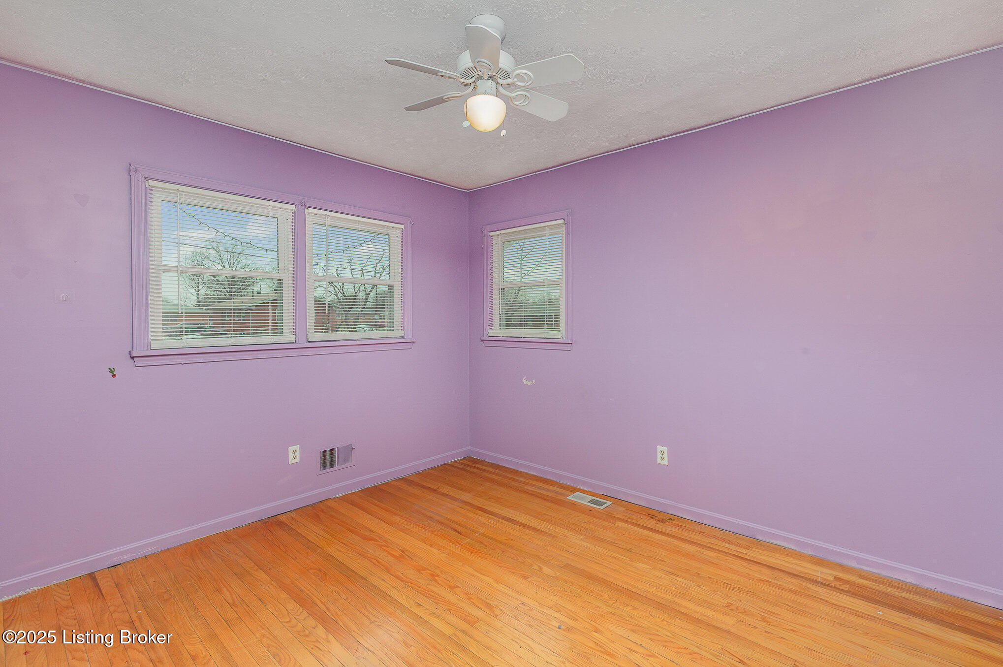 5603 Pine Tree Dr, Louisville, Kentucky image 5