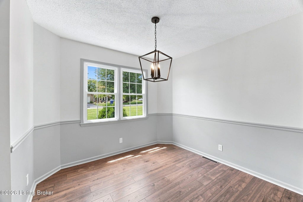 Photo of 308 Quarry View Dr, Bowling Green, KY 42101 (MLS # 1725345)