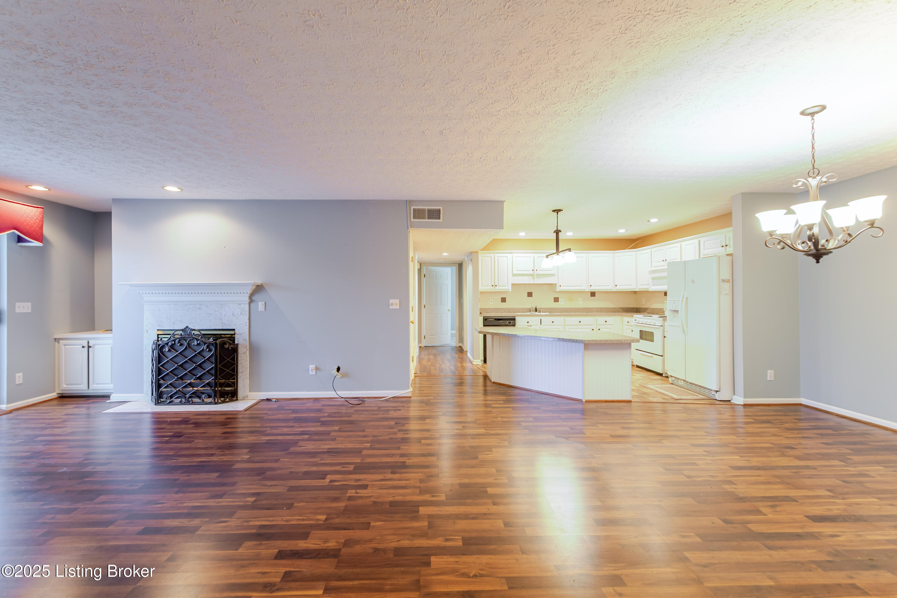 8507 Atrium Dr #201, Louisville, Kentucky image 3