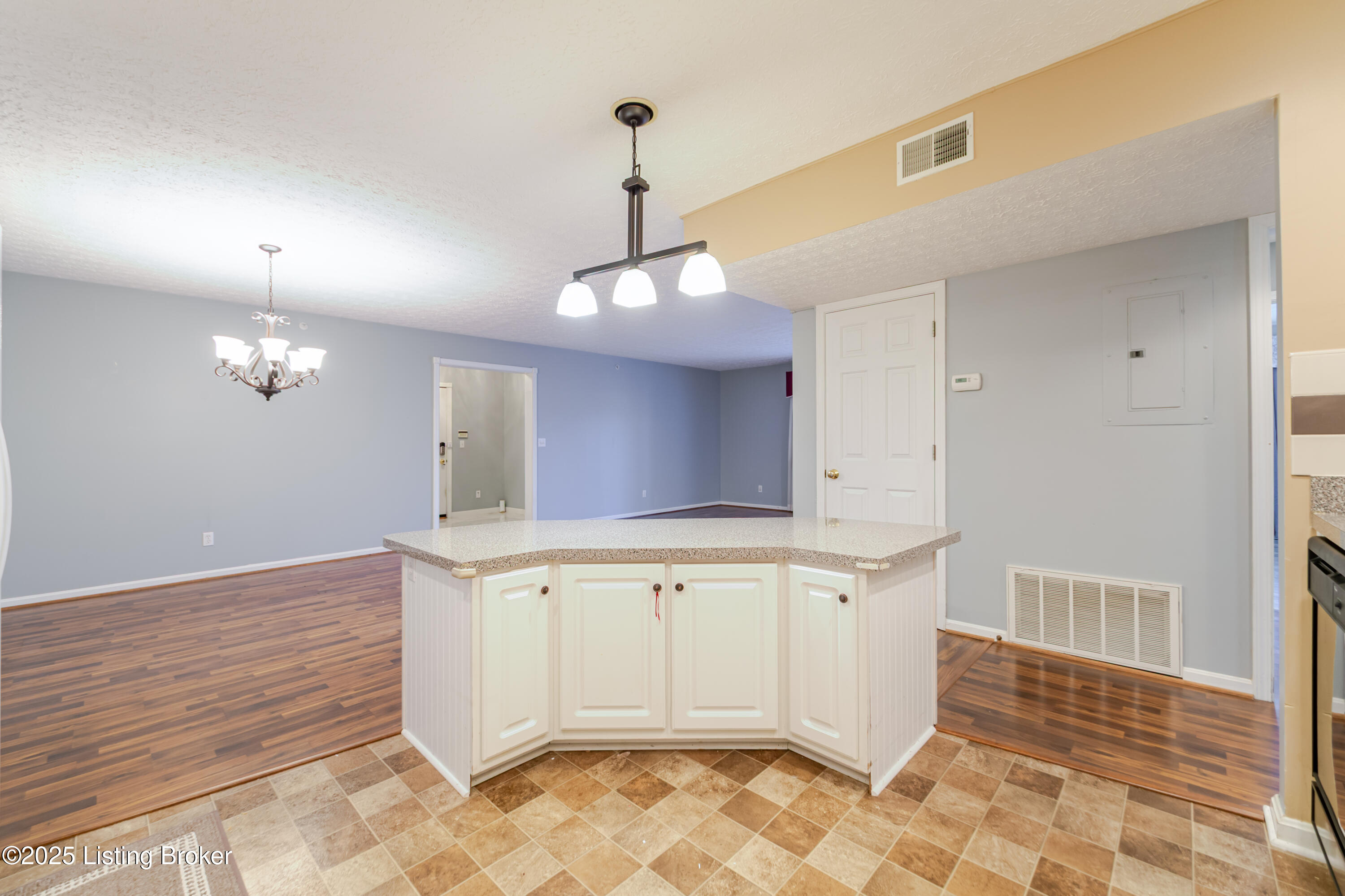 8507 Atrium Dr #201, Louisville, Kentucky image 14