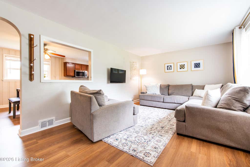 Photo of 2009 Lynn Lea Rd, Louisville, KY 40216 (MLS # 1726819)