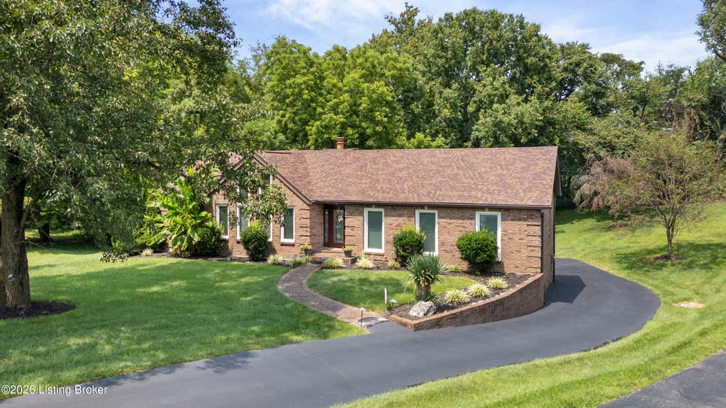 Photo of 3501 Locust Ct, Prospect, KY 40059 (MLS # 1726591)