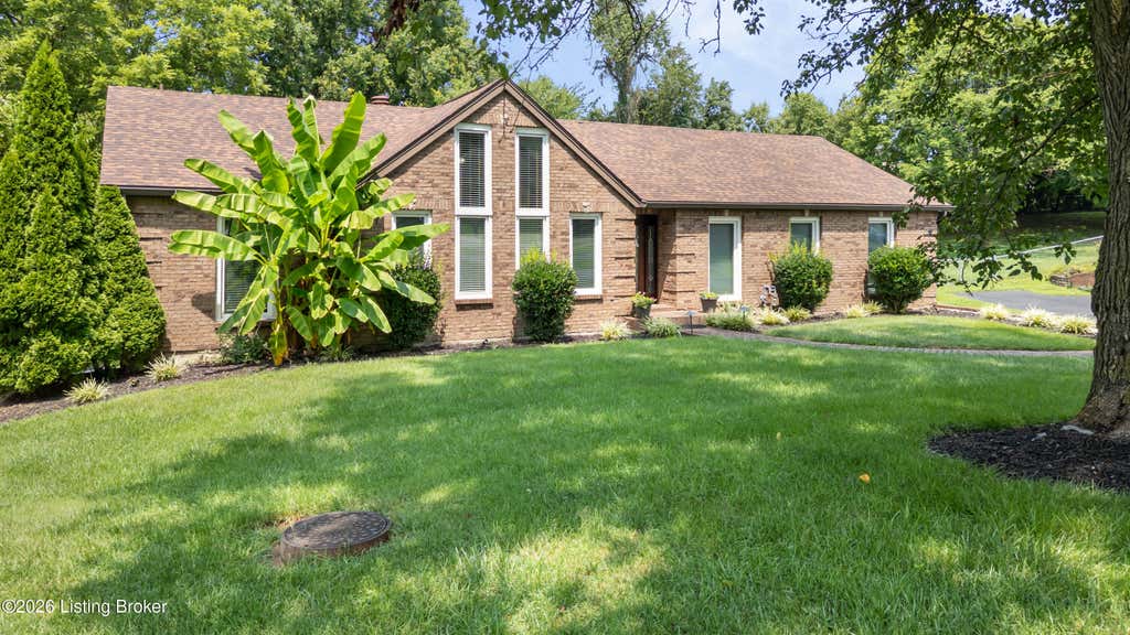 Photo of 3501 Locust Ct, Prospect, KY 40059 (MLS # 1726591)