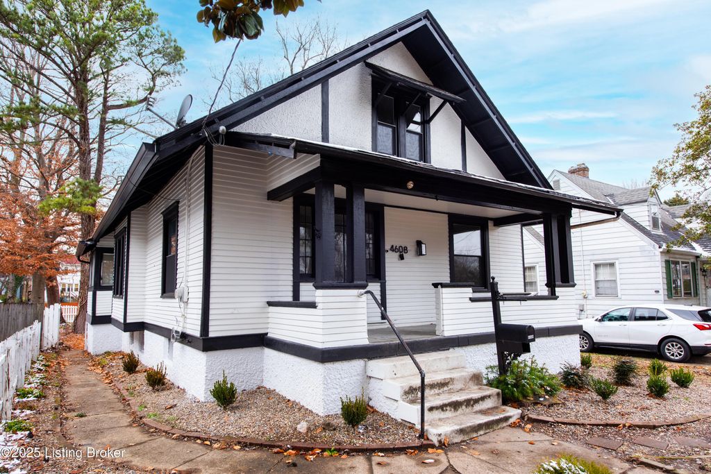 Photo of 4608 S 1st St, Louisville, KY 40214 (MLS # 1705240)