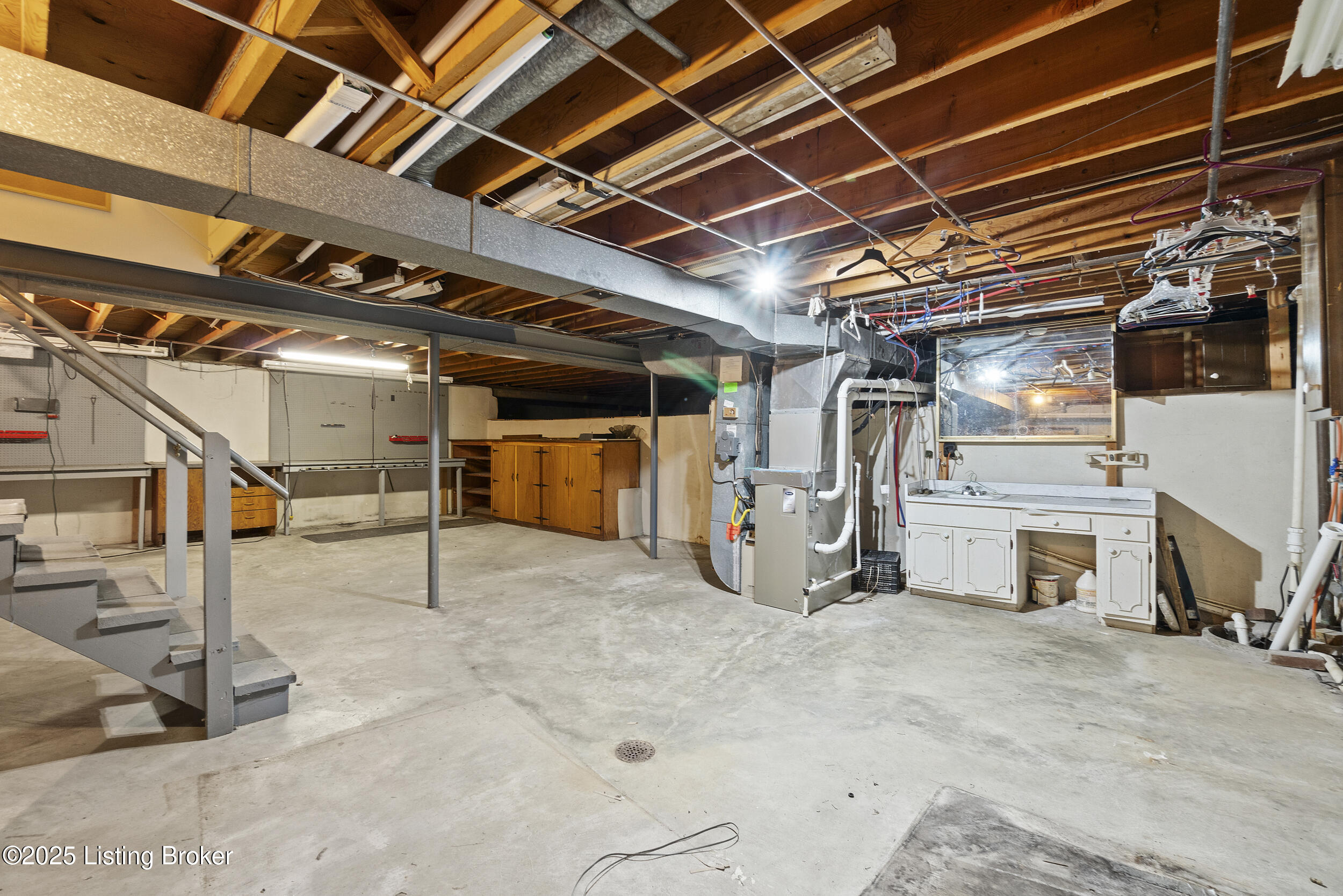 3004 Brownsboro Vista Dr, Louisville, Kentucky image 21