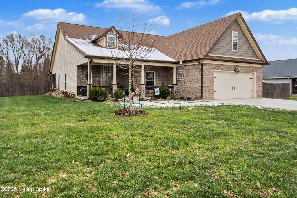 Photo of 118 Shirley Blvd, Vine Grove, KY 40175 (MLS # 1705542)