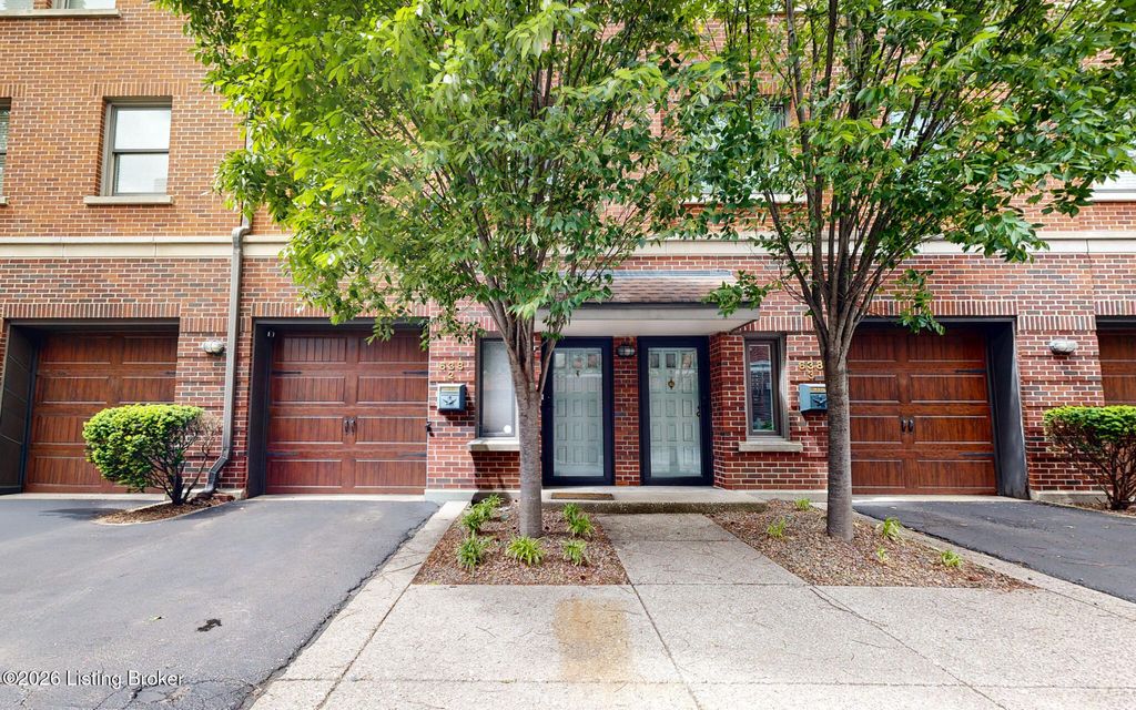 Photo of 638 S 2nd St #Apt 2, Louisville, KY 40202 (MLS # 1717100)