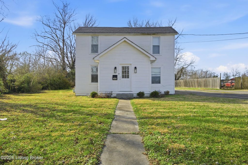 Photo of 6006 Pendleton Rd, Louisville, KY 40272 (MLS # 1706284)