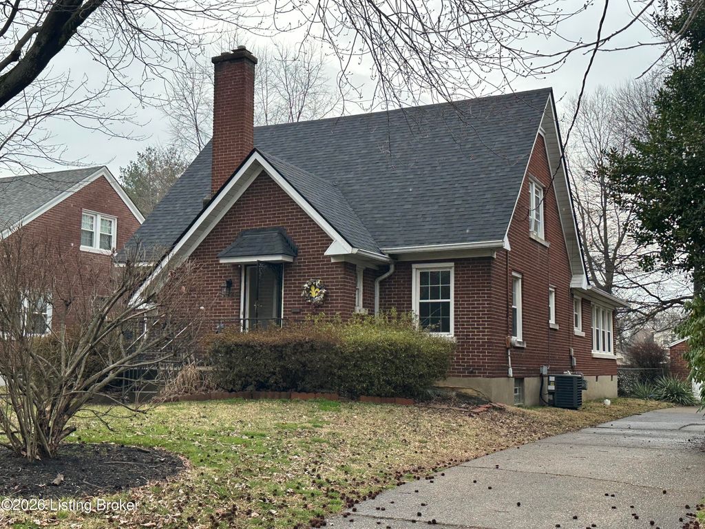 Photo of 4625 Southcrest Dr, Louisville, KY 40215 (MLS # 1710699)