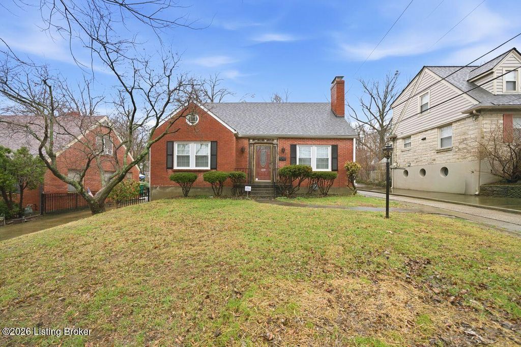 Photo of 1209 Valley Dr, Louisville, KY 40213 (MLS # 1710750)