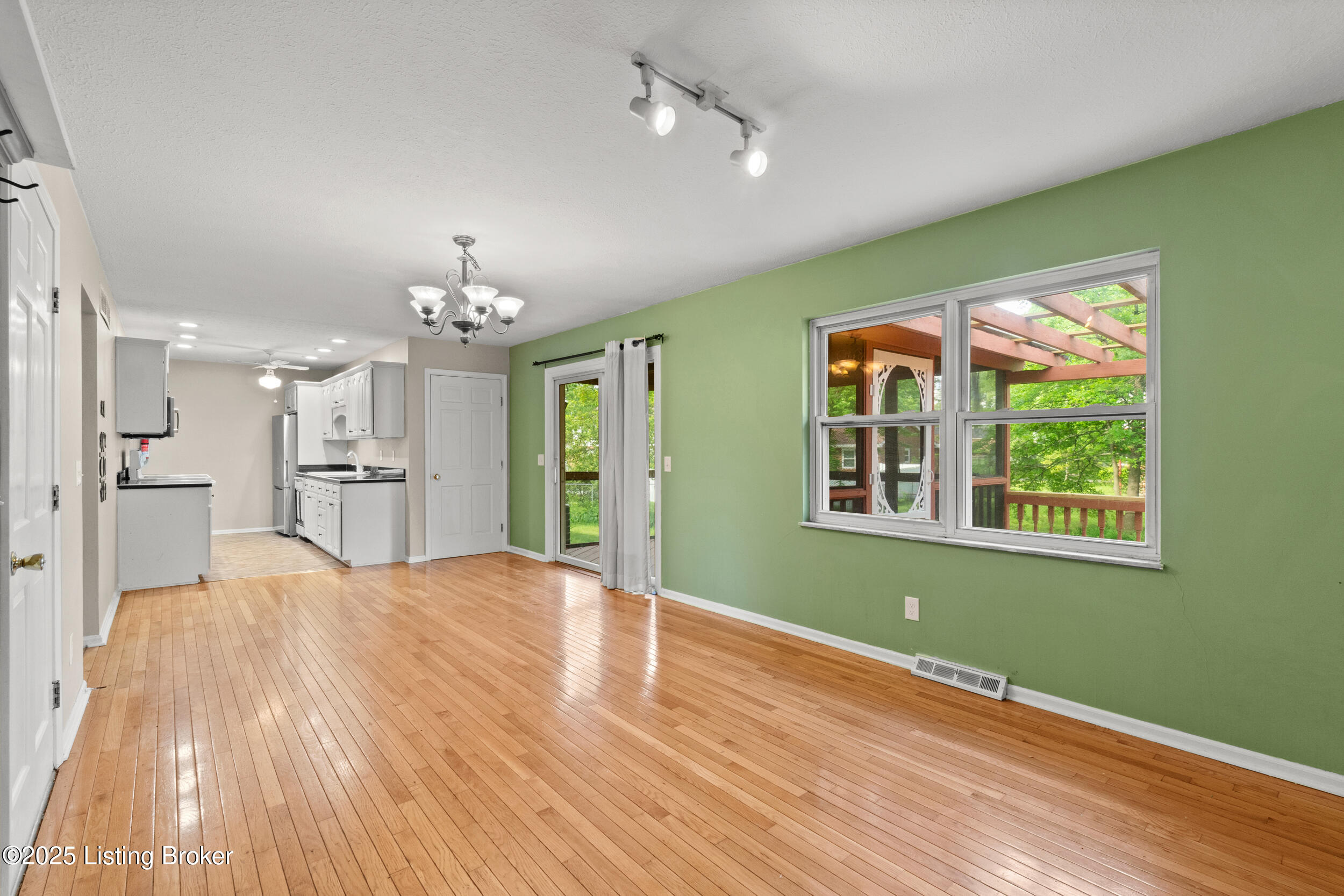 3409 Deerwood Dr, New Albany, Pennsylvania image 17