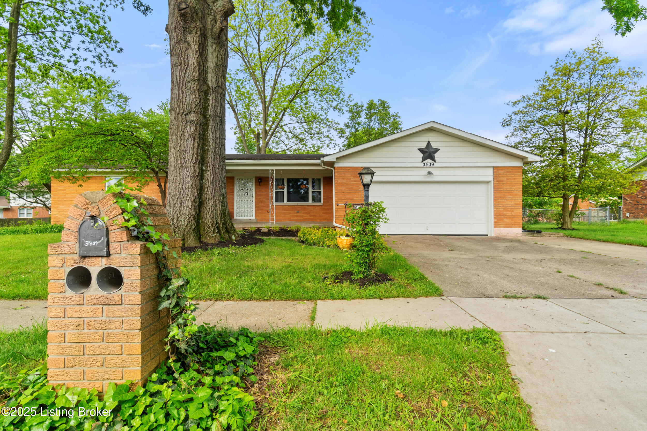3409 Deerwood Dr, New Albany, Pennsylvania image 9