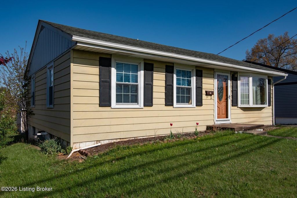 Photo of 642 N Miles St, Elizabethtown, KY 42701 (MLS # 1715441)