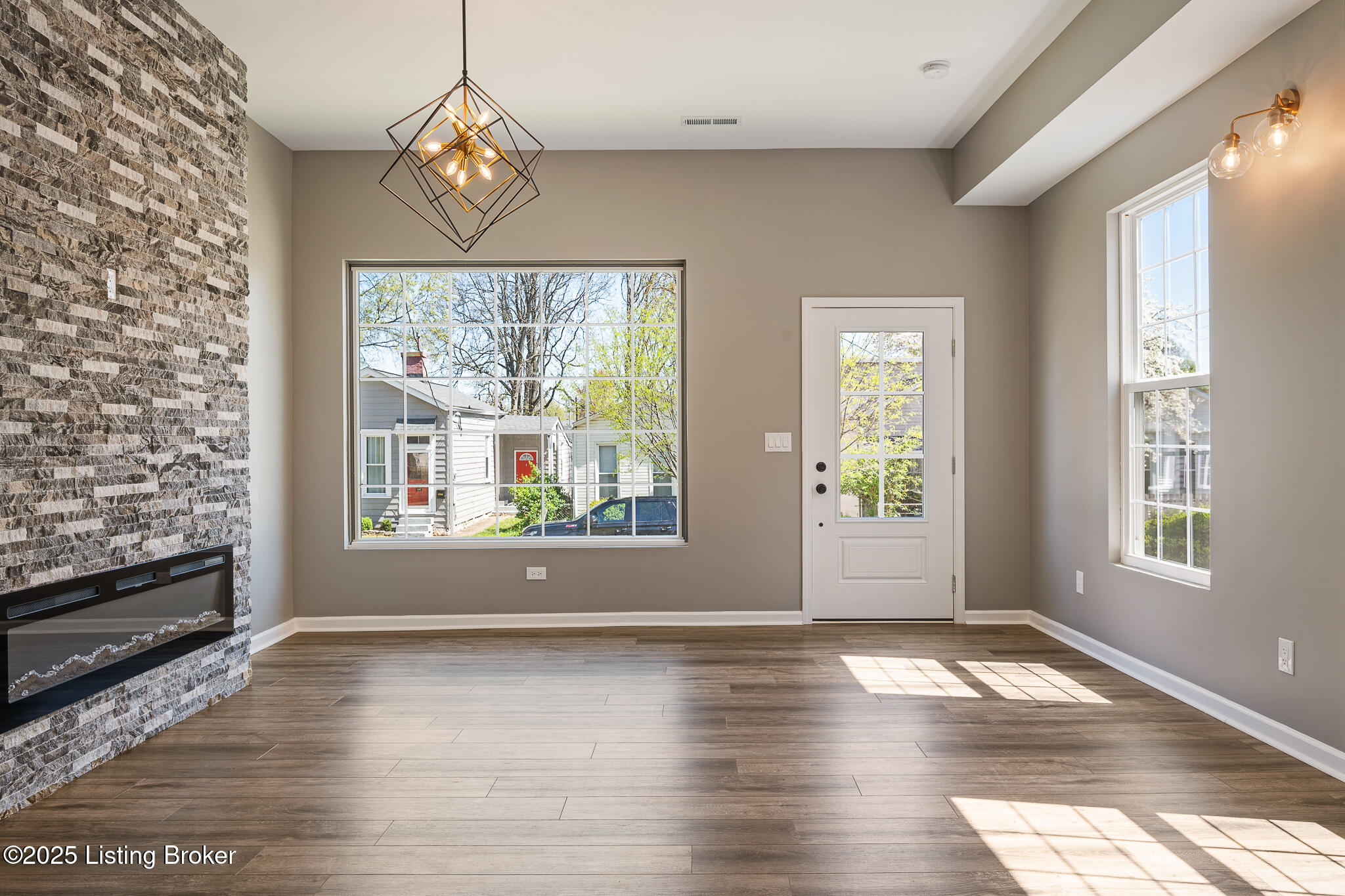 1032 Ash St, Louisville, Kentucky image 4
