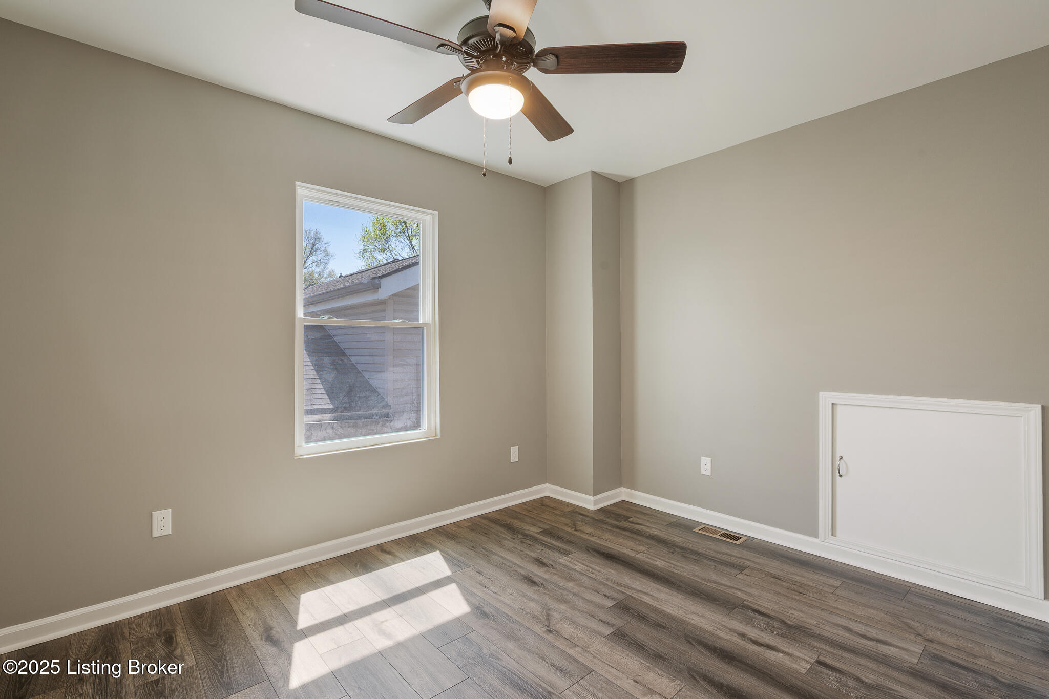 1032 Ash St, Louisville, Kentucky image 35