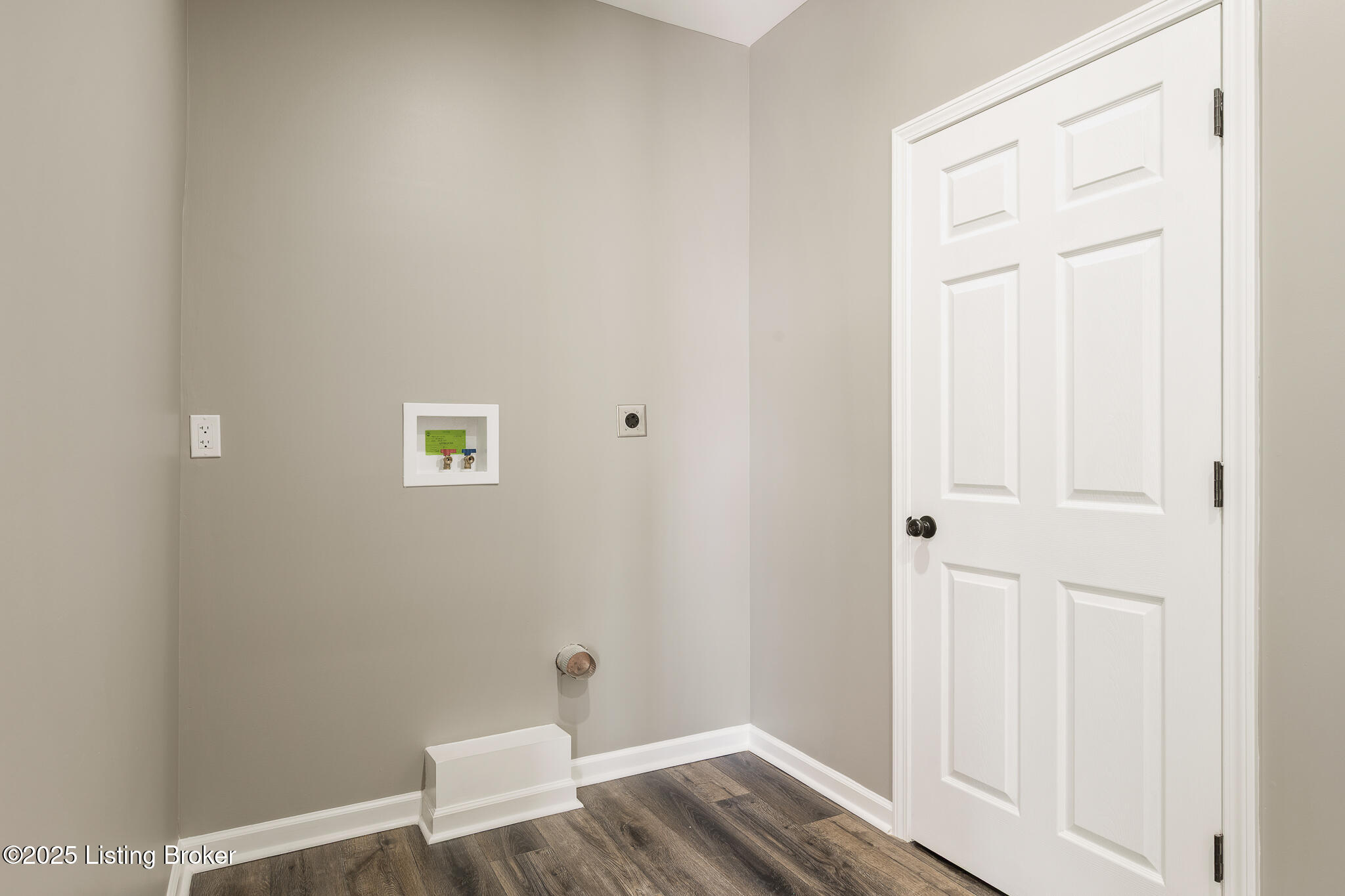 1032 Ash St, Louisville, Kentucky image 19