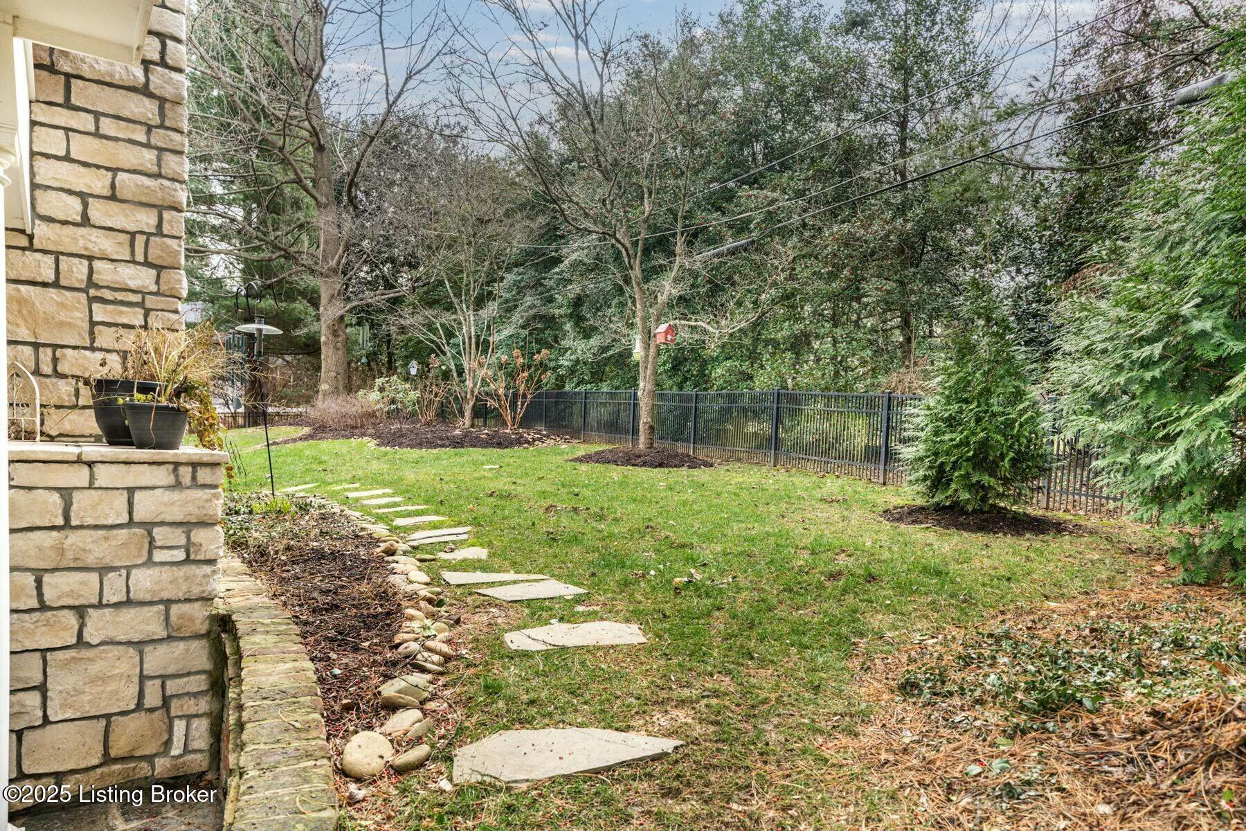 3614 Glenview Ave, Glenview, Kentucky image 5