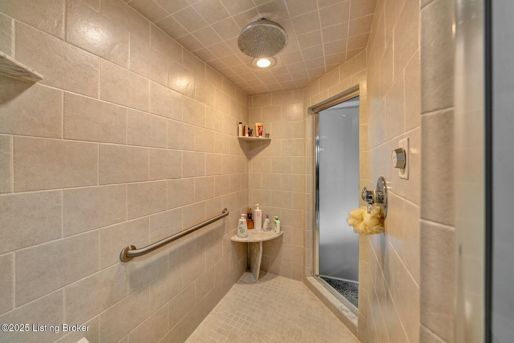 3614 Glenview Ave, Glenview, Kentucky image 32
