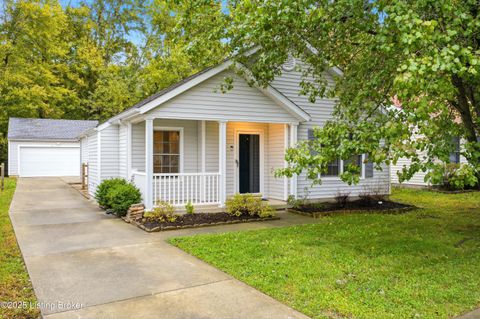 Photo of 6423 Hunters Creek Blvd, Louisville, KY 40258 (MLS # 1702138)