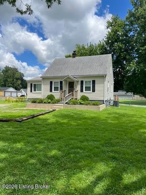 Photo of 1938 Buechel Bank Rd, Louisville, KY 40218 (MLS # 1732077)