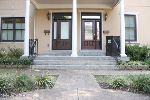Photo of 927 Cherokee Rd #5 E, Louisville, KY 40204 (MLS # 1729802)