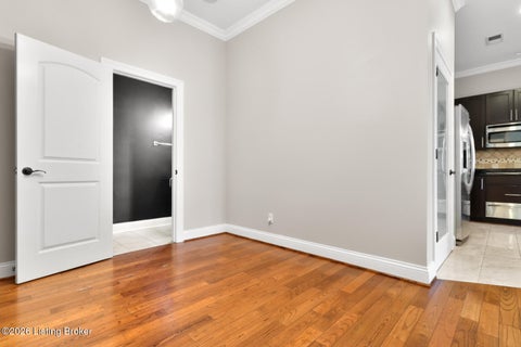 Tiny photo for 927 Cherokee Rd #5 E, Louisville, KY 40204 (MLS # 1729802)