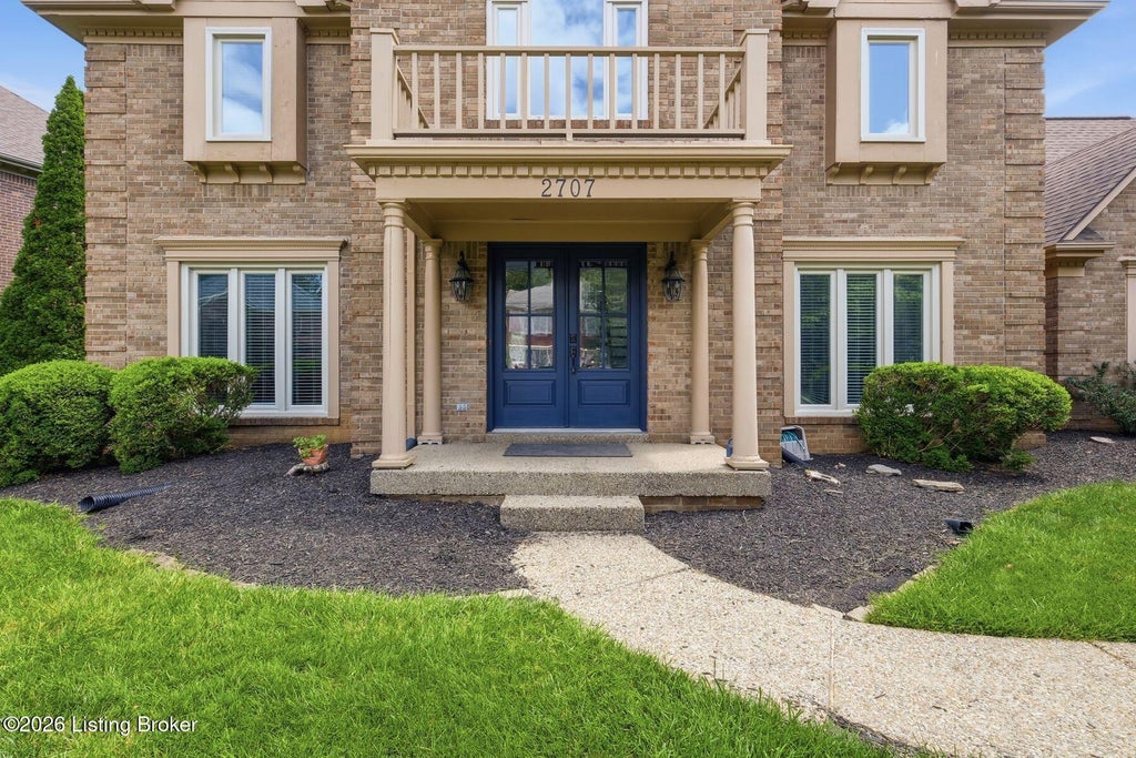 Photo of 2707 Sycamore Woods Ct, Louisville, KY 40241 (MLS # 1721667)