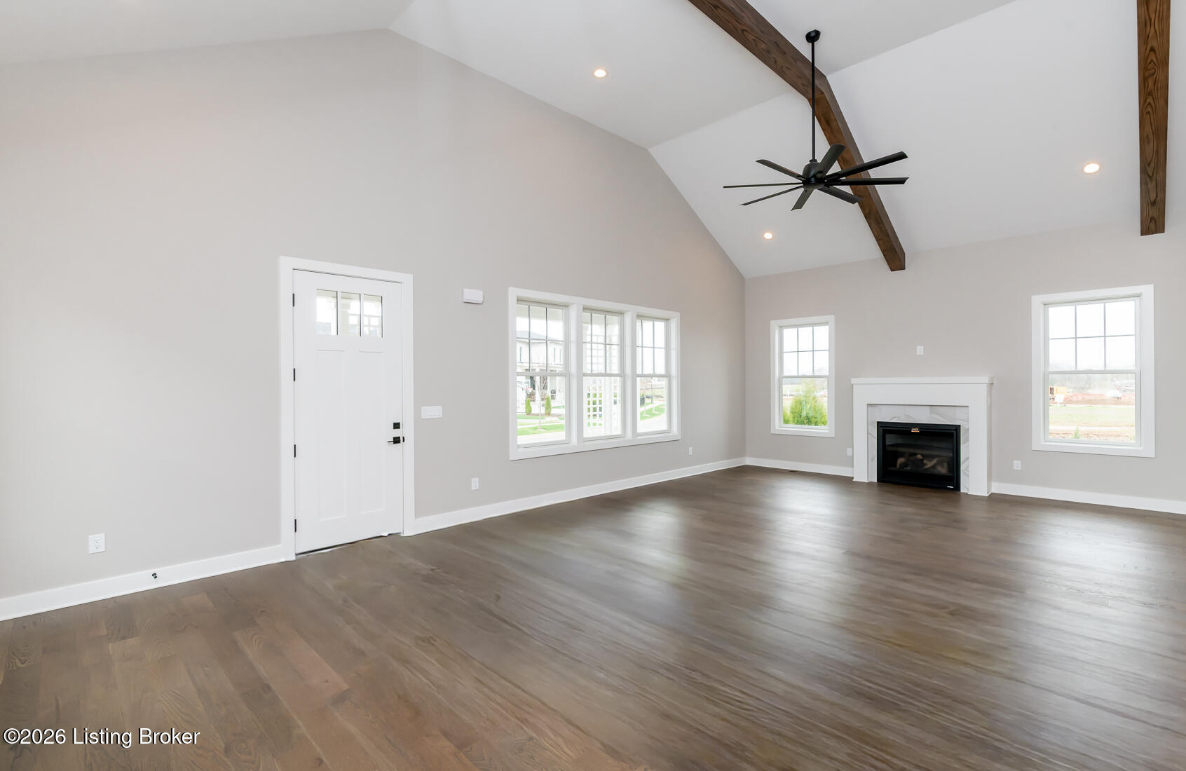 6409 Spring Beauty Ln