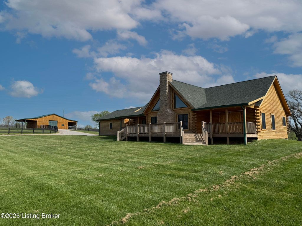 Photo of 686 Hannah Rd, Shelbyville, KY 40065 (MLS # 1690448)