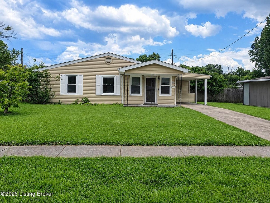 Photo of 5102 Monticello Ave, Louisville, KY 40218 (MLS # 1732301)