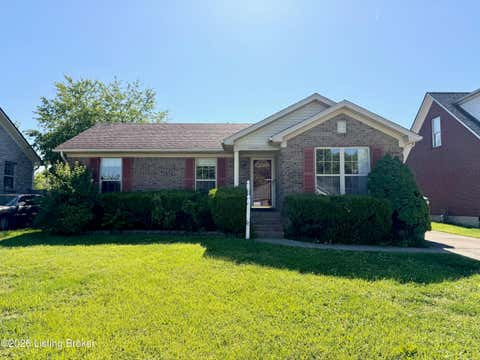 Homes For Rent - 11707 Autumn Forest Ct<br/> Louisville, KY 40229