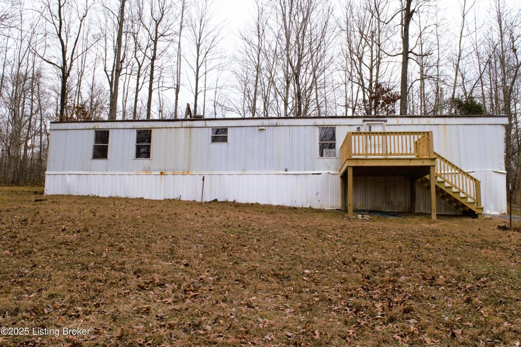 Photo of 200 Dew Drop Ct, Clarkson, KY 42726 (MLS # 1705845)