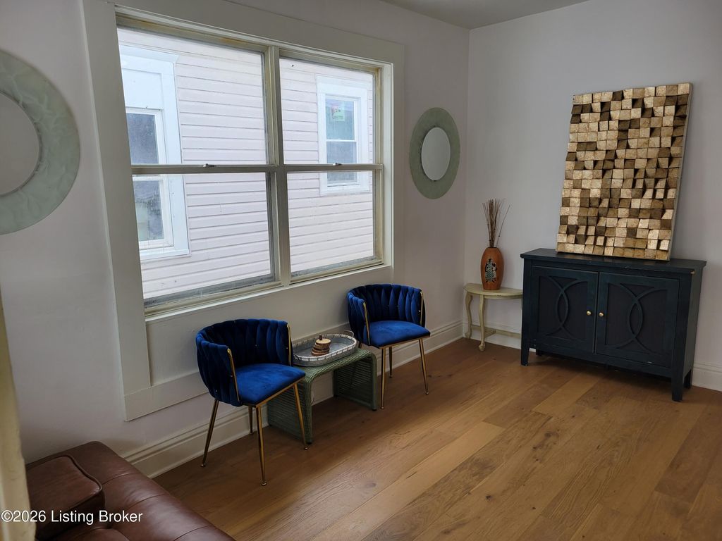 Photo of 2150 W Lee St, Louisville, KY 40210 (MLS # 1713478)