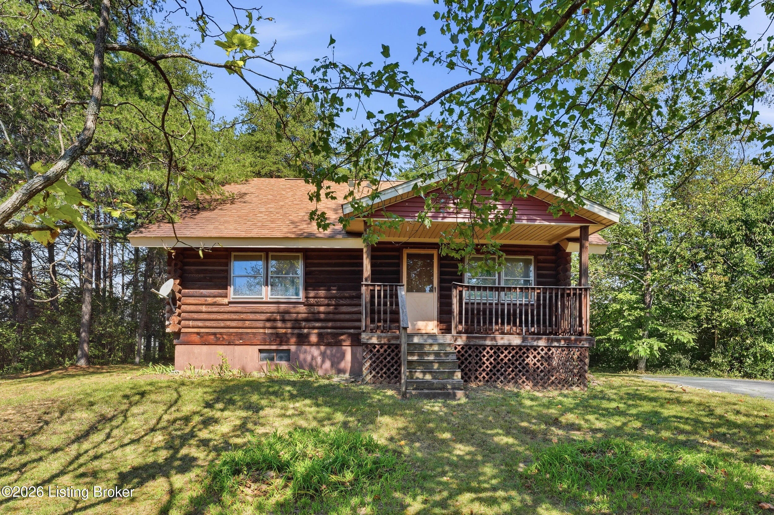 495 E ValleyView Dr