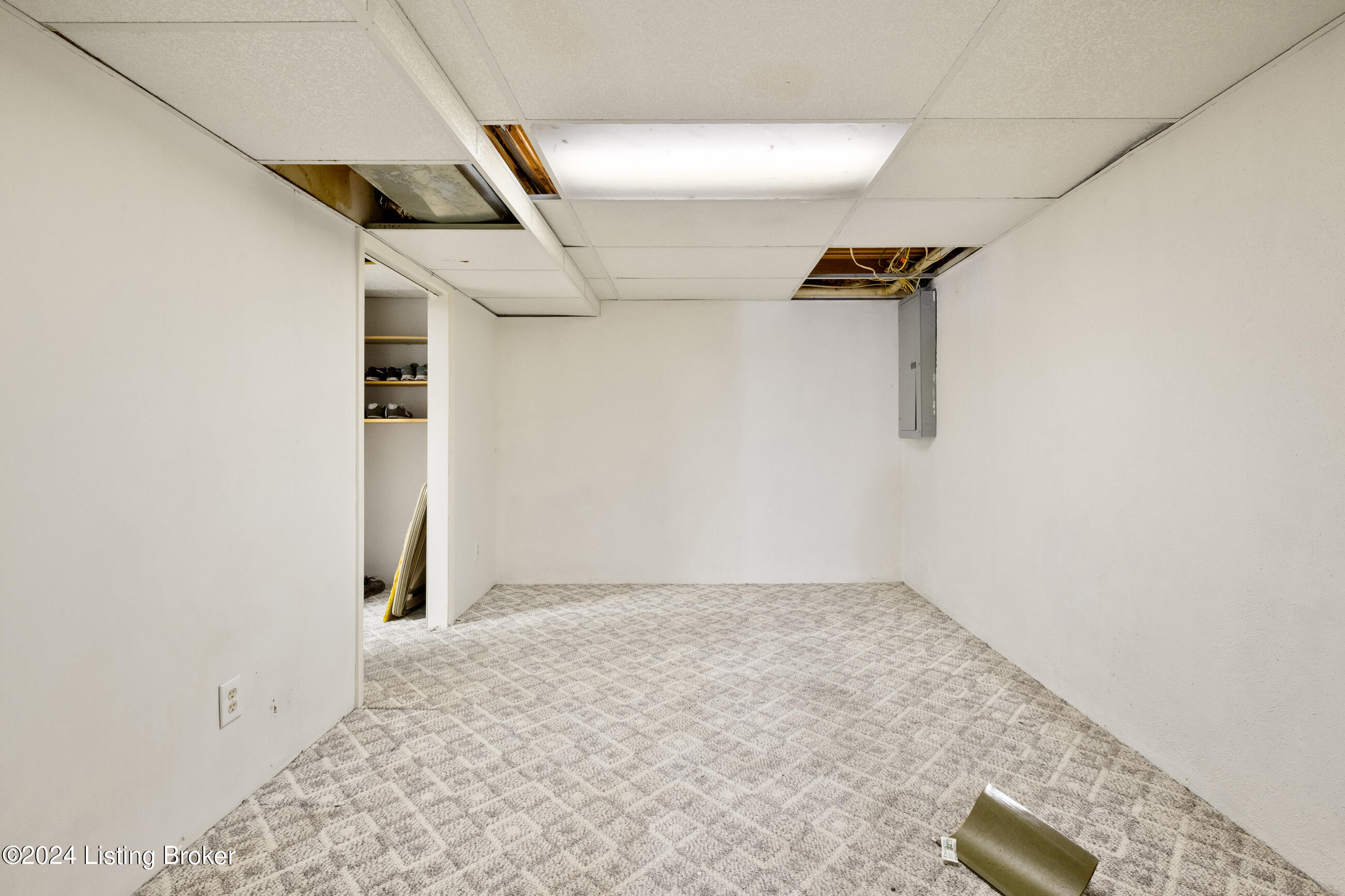 802 Moser Rd, Louisville, Kentucky image 34