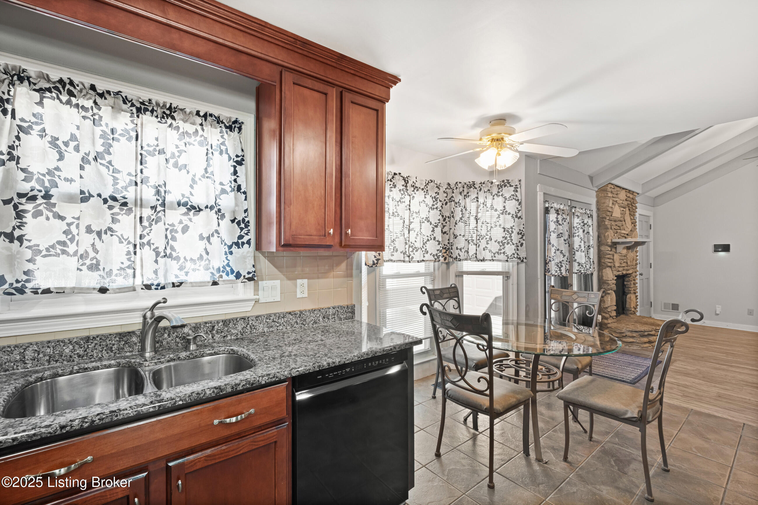 802 Moser Rd, Louisville, Kentucky image 13