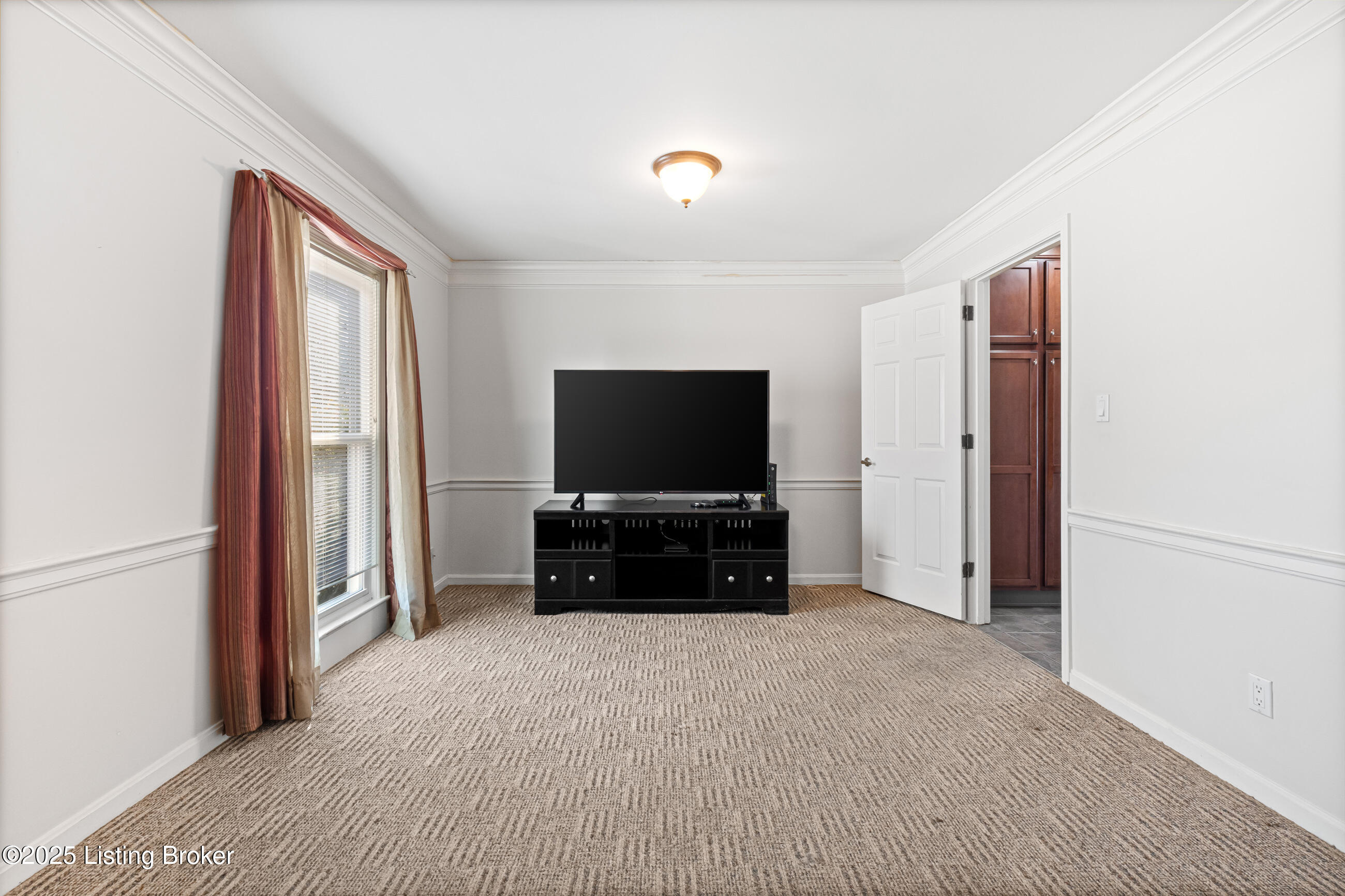 802 Moser Rd, Louisville, Kentucky image 9