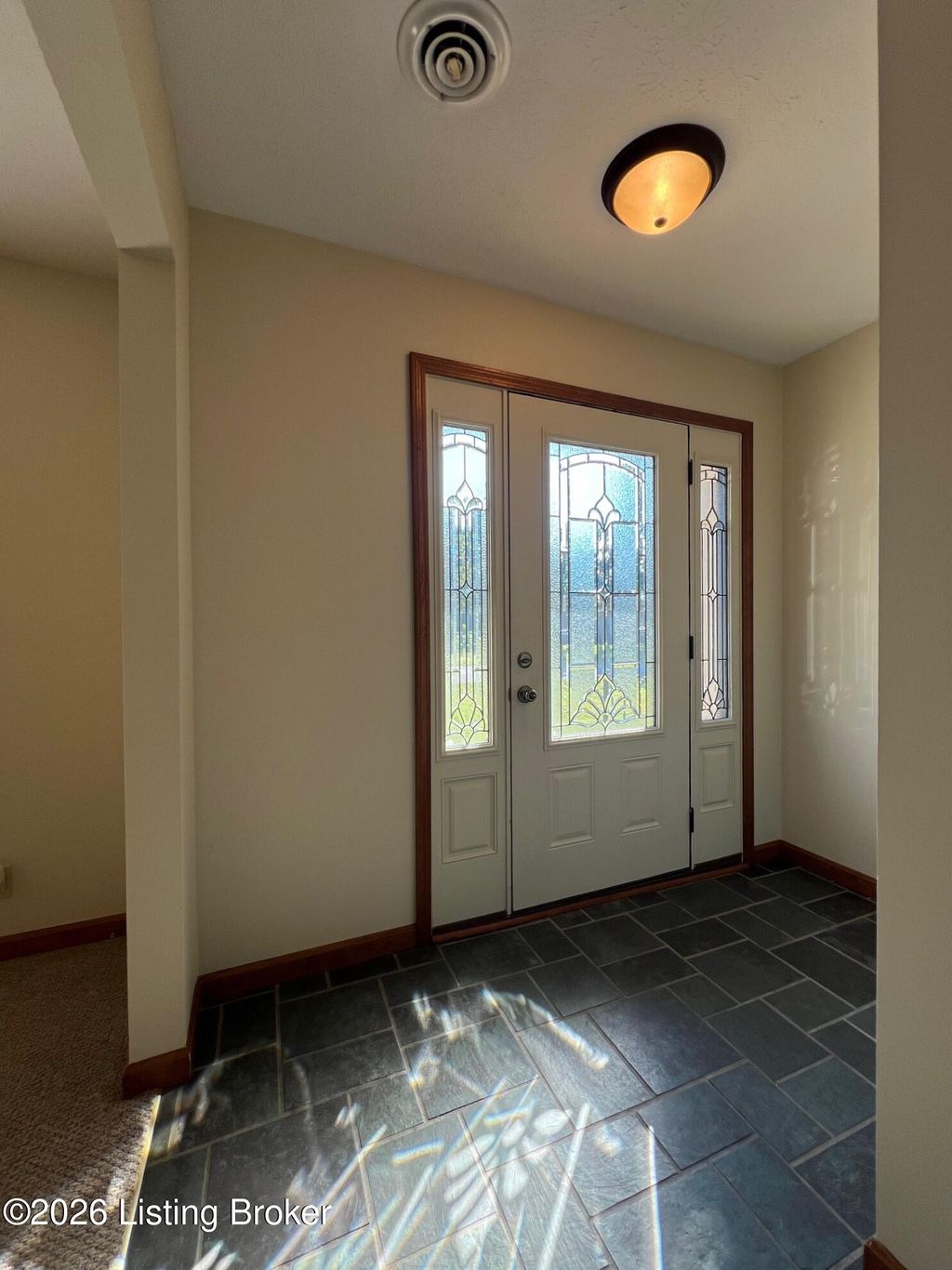 Photo of 214 Hollywood Dr, Bardstown, KY 40004 (MLS # 1706510)