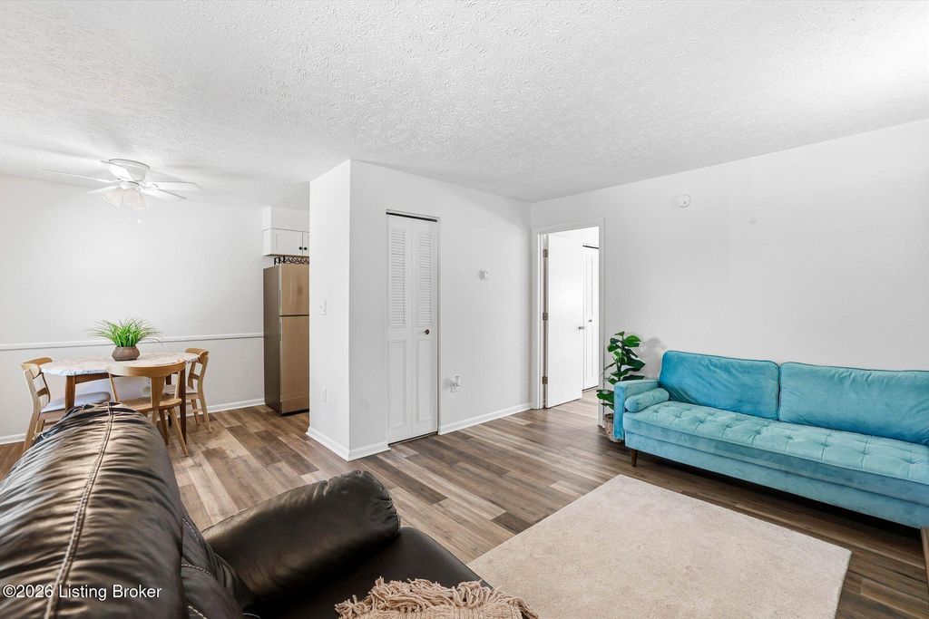 Photo of 4501 S 6th St #44, Louisville, KY 40214 (MLS # 1716705)