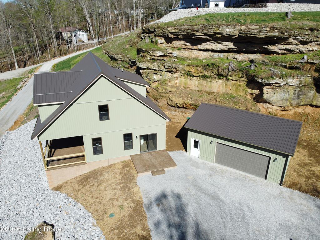 Photo of 265 Stargazer Ln, Falls Of Rough, KY 40119 (MLS # 1713818)