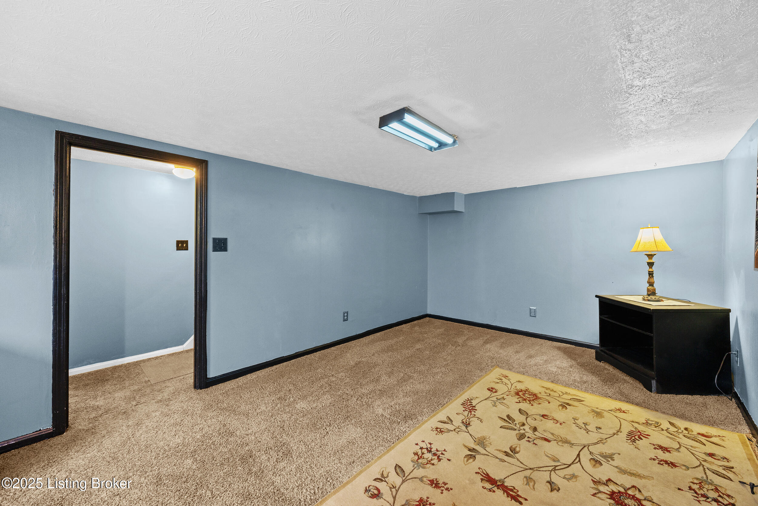 6607 Gabriel Dr, Louisville, Kentucky image 30