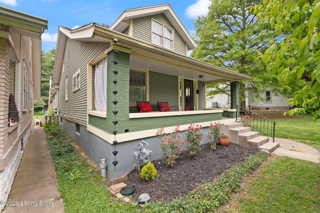 Photo of 128 Blackburn Ave, Louisville, KY 40206 (MLS # 1715839)