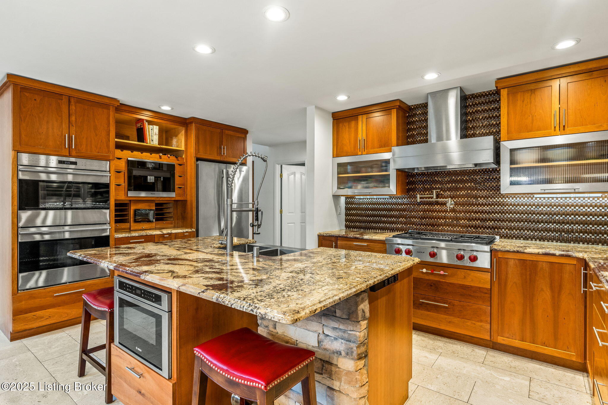 4528 Dove Park Blvd, Louisville, Pennsylvania image 4