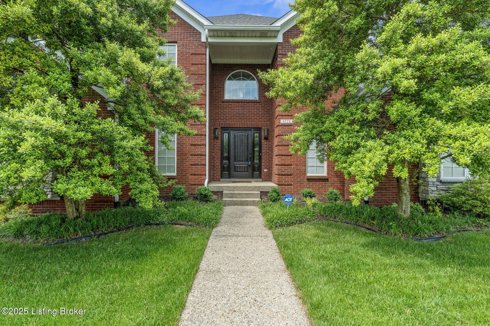 4528 Dove Park Blvd, Louisville, Pennsylvania image 1
