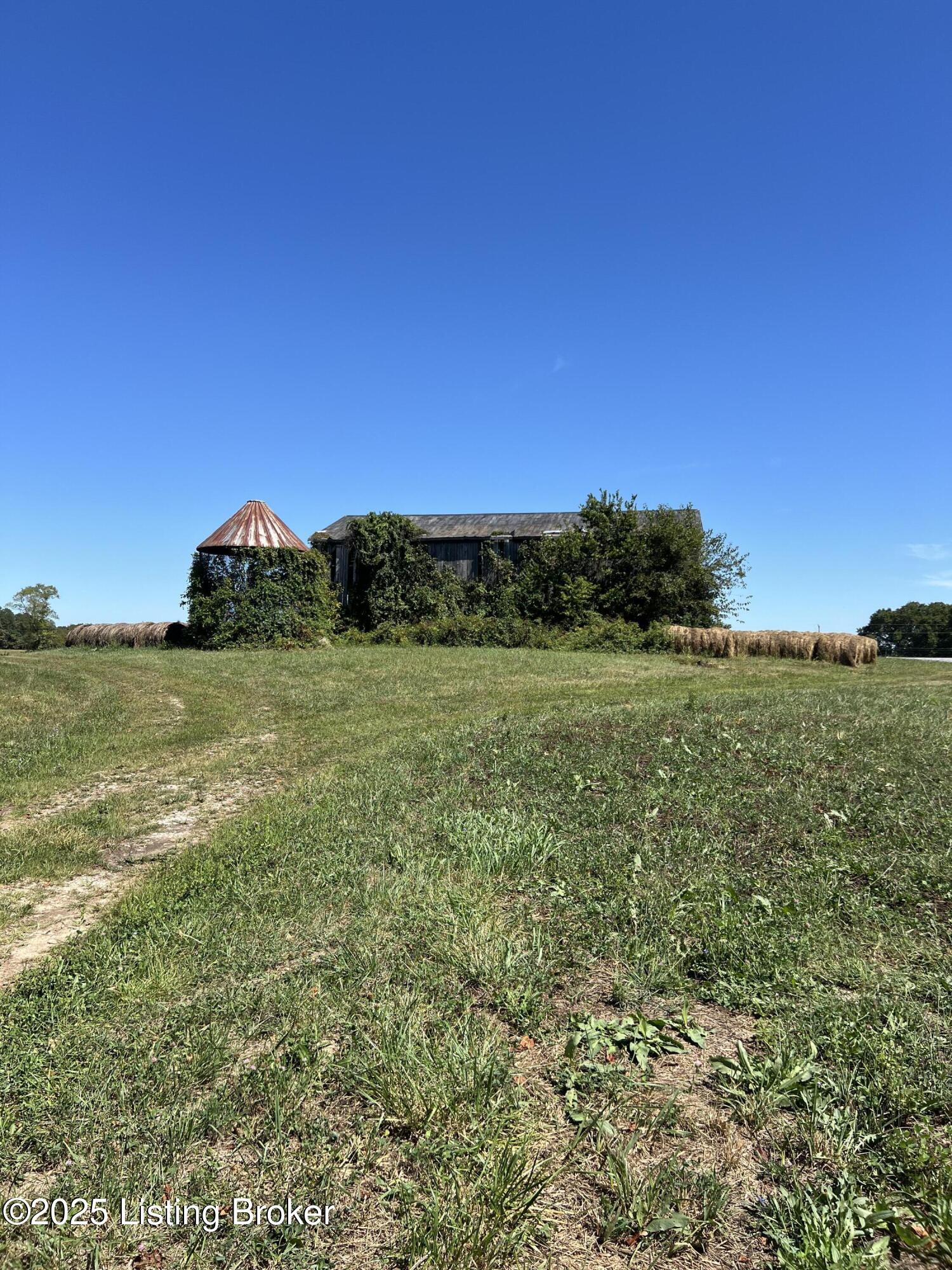 922 Sharon Rd, Ghent, Kentucky image 5